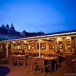 De Naaldhof 4*