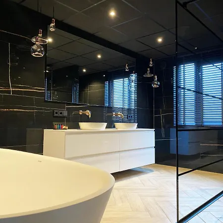 فندق De Naaldhof 4*