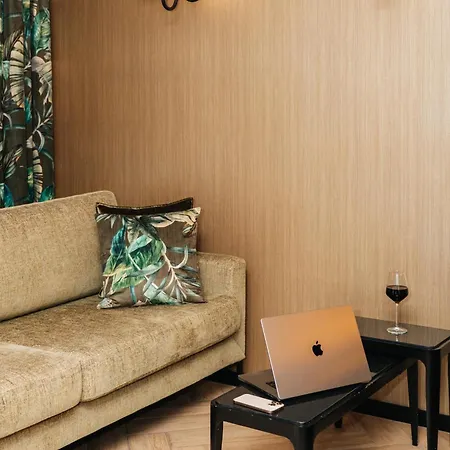 فندق De Naaldhof أوس