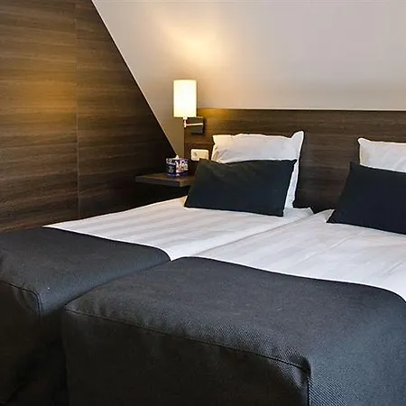 De Naaldhof 호텔 4*